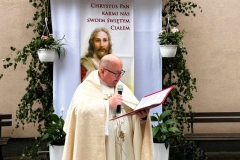 Chwile modlitwy i wspólnoty – fotorelacja z Bożego Ciała